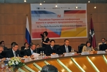 Bei der vierten Deutsch-Russischen Mittelstandskonferenz in Moskau war die Politik und Wirtschaft prominent vertreten. Foto: OPORA