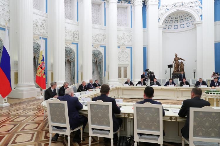 Das traditionelle Jahrestreffen des OAOEV mit Präsident Putin fand diesmal im Moskauer Kreml statt.  Foto: Russische Präsidialadministration