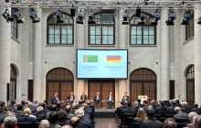 Rund 200 Gäste nahmen am Deutsch-Turkmenischen Business Forum im Berliner Humboldt Carré teil. Foto: A. Metz