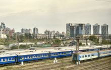 Das Interesse in deutschen Unternehmen an Dienstreisen in die Ukraine wächst. Da der Flugverkehr weiterhin blockiert ist, nutzen die meisten Reisenden die Nachtzüge der Ukrainischen Staatsbahn  von den polnischen Bahnhöfen Chelm und Przemysl nach Kyjiw. Foto: Andreas Metz 