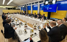 Das traditionelle Ost-Ausschuss-Frühstück auf der MSC fand 2026 erstmals im Ukraine Haus statt. Foto: Andreas Metz