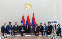 Gruppenbild zum EuroNest – Strategiedialog im armenischen Parlament in Jerewan. Quelle: EBA Armenien 
