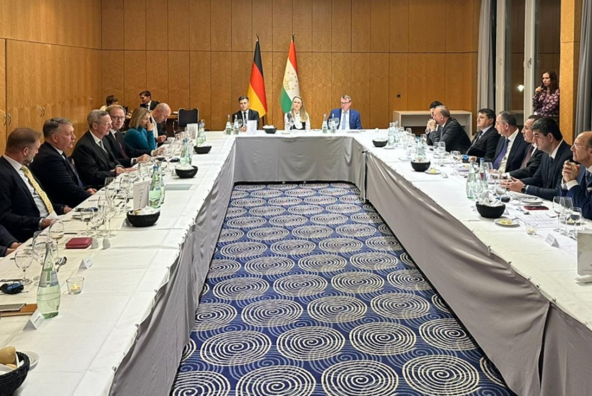 Tadschikistan empfiehlt sich für klimaneutrale Produktion Ost