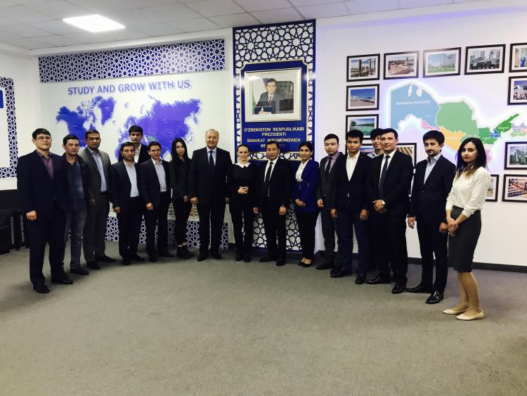 Einführungsworkshop für das neue Praktikantenprogramm in Taschkent. Foto: Stiftung „El-Yurt Umidi“