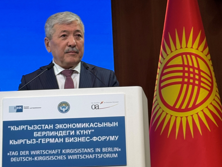 Eröffnungsrede des Premierministers Adylbek Kasymaliev. Foto: V. Nikitenko