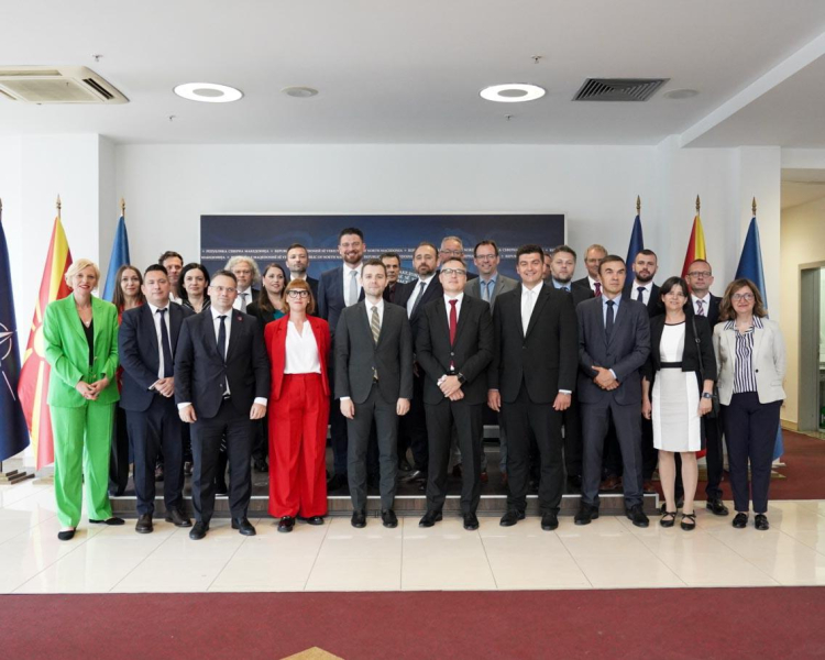 Treffen der Ost-Ausschuss-Delegation mit Außenminister Timcho Mucunski. Foto: Foreign Ministry