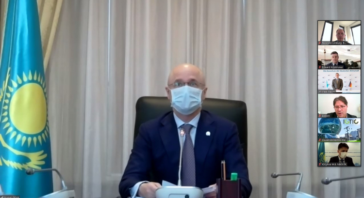 Der Ost-Ausschuss im Dialog mit Vize-Premierminister Roman Sklyar Foto: E. Kinsbruner