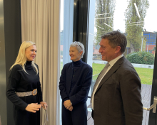 Reger Austausch: Ost-Ausschuss-Vorstand Haußmann mit Wirtschaftsministerin Saková (li.) und Botschafterin Wolf.