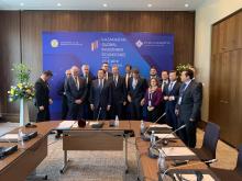 Die Delegation bei Premierminister Mamin. Foto: E. Kinsbruner